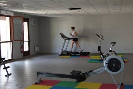 Joli Appartement T2 Dans Residence Avec Piscine, Hammam Et Parking Gratuits Carcassone Kültér fotó
