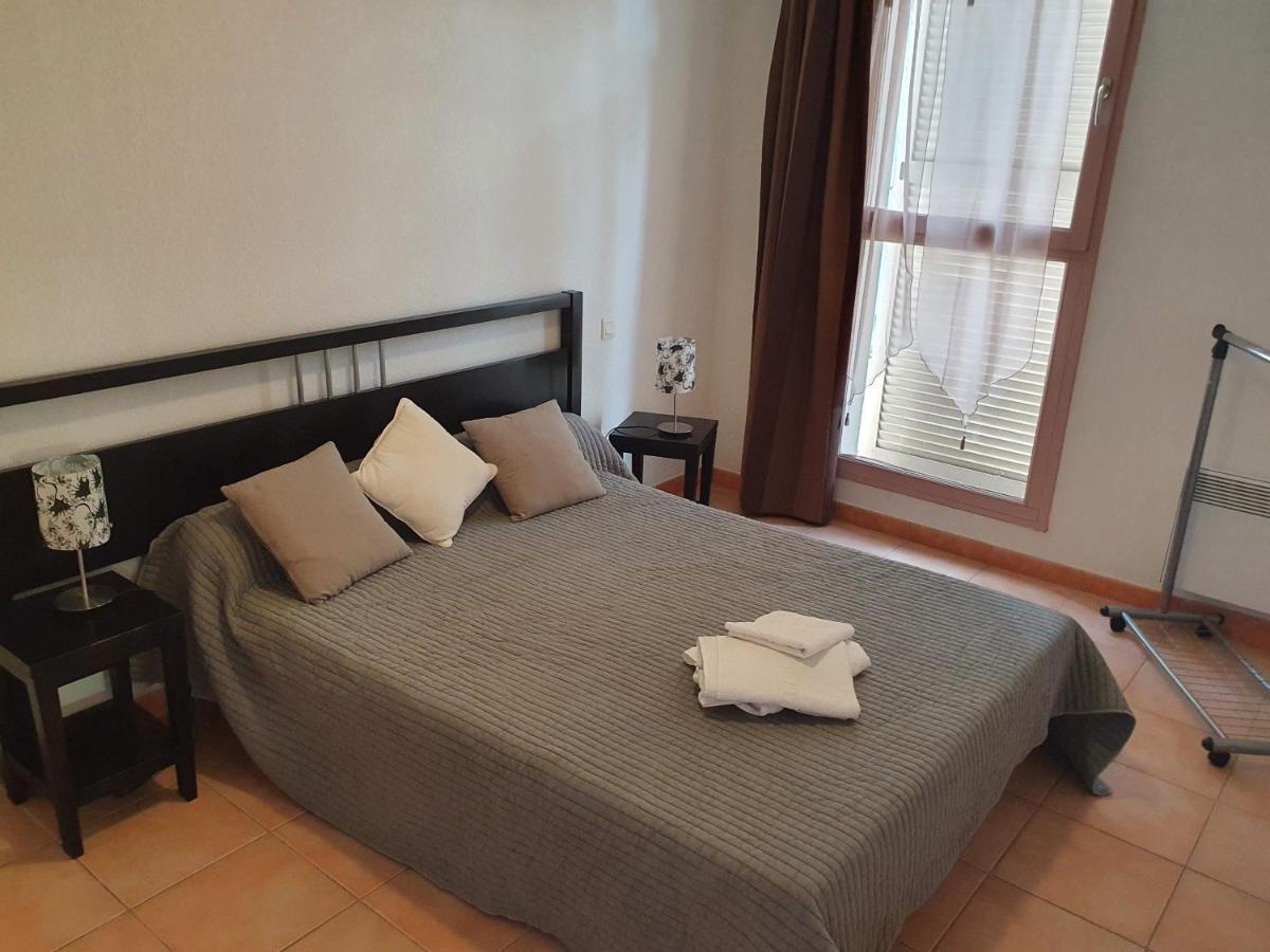 Joli Appartement T2 Dans Residence Avec Piscine, Hammam Et Parking Gratuits Carcassone Kültér fotó