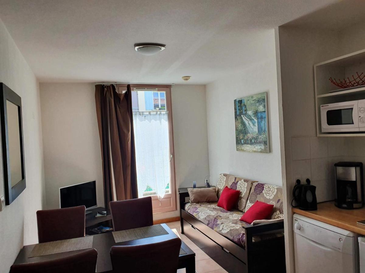 Joli Appartement T2 Dans Residence Avec Piscine, Hammam Et Parking Gratuits Carcassone Kültér fotó