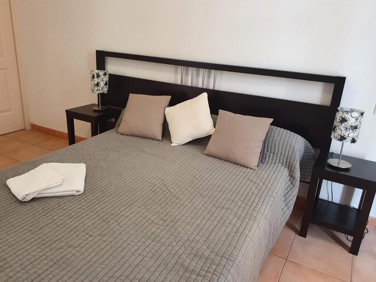 Joli Appartement T2 Dans Residence Avec Piscine, Hammam Et Parking Gratuits Carcassone Kültér fotó