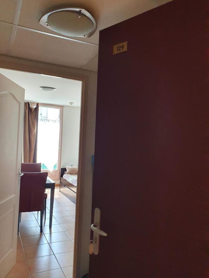 Joli Appartement T2 Dans Residence Avec Piscine, Hammam Et Parking Gratuits Carcassone Kültér fotó